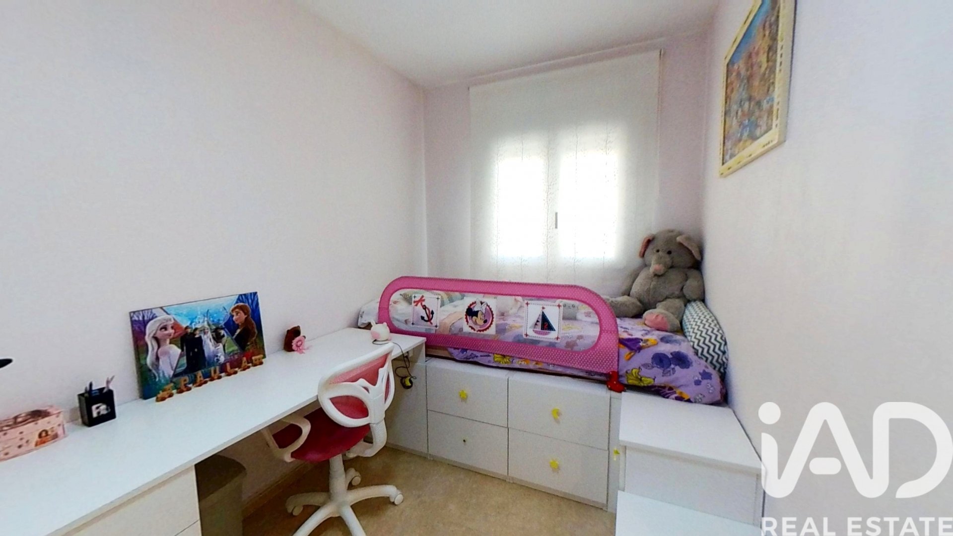 Kaupunkipientalo Santa Oliva, Tarragona, Espanja 4 makuuhuonetta, 119 m2 No. 152343