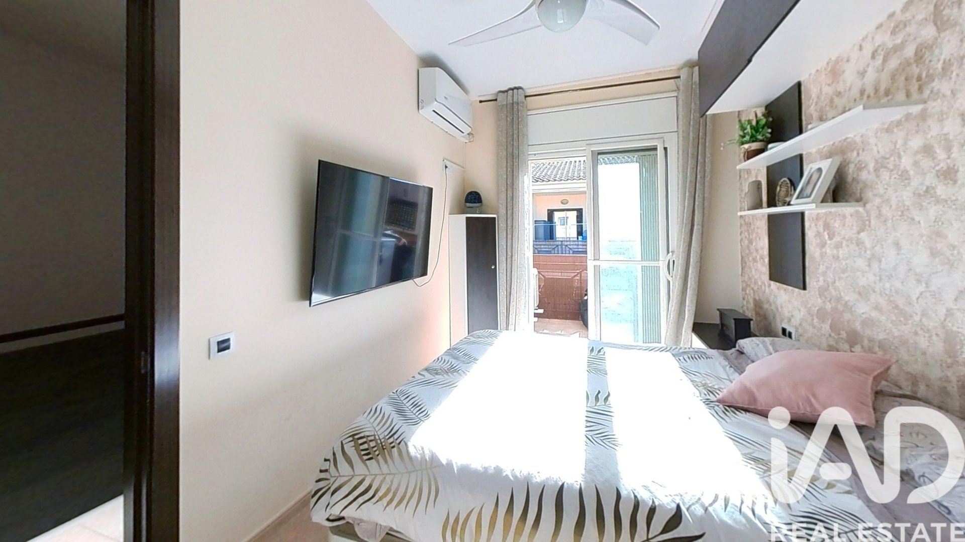 Kaupunkipientalo Santa Oliva, Tarragona, Espanja 4 makuuhuonetta, 119 m2 No. 152343