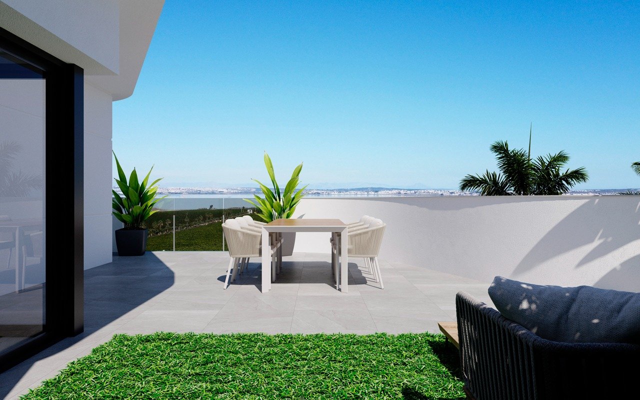Villa i Torrevieja, Alicante, Spanien 3 sovrum, 84 kvm. Nr. 180733