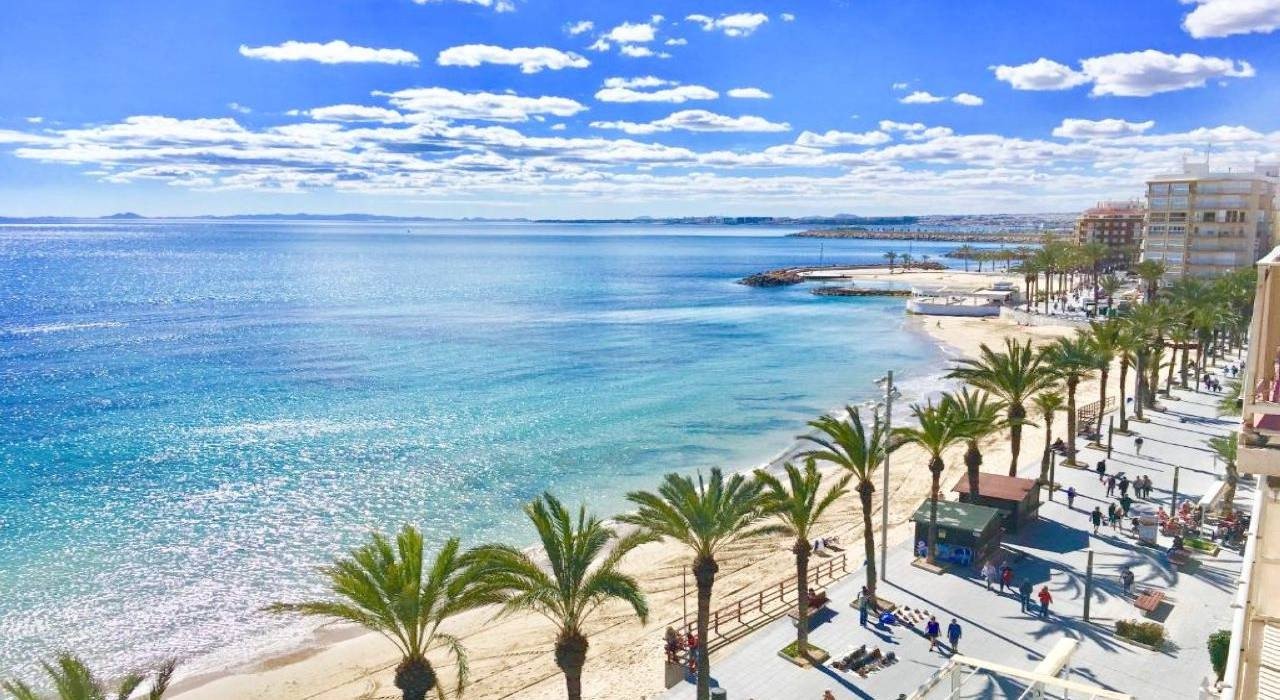 Villa i Torrevieja, Alicante, Spanien 3 sovrum, 84 kvm. Nr. 180733