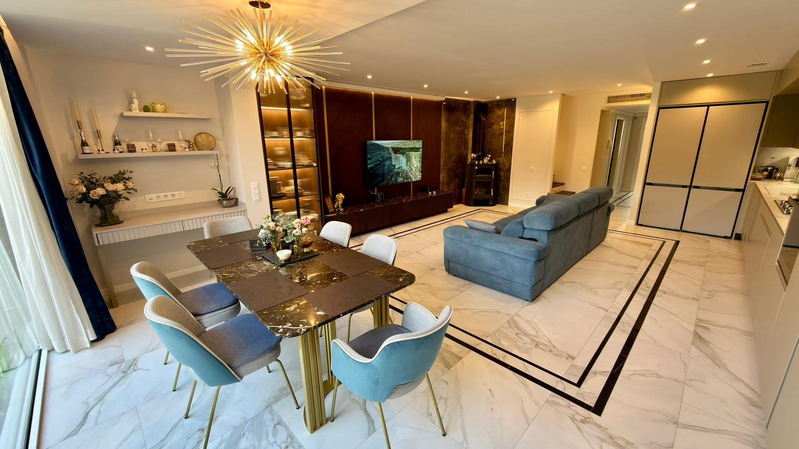 Bungalow in Alicante, Spain 6 bedrooms, 245 sq.m. No. 165998