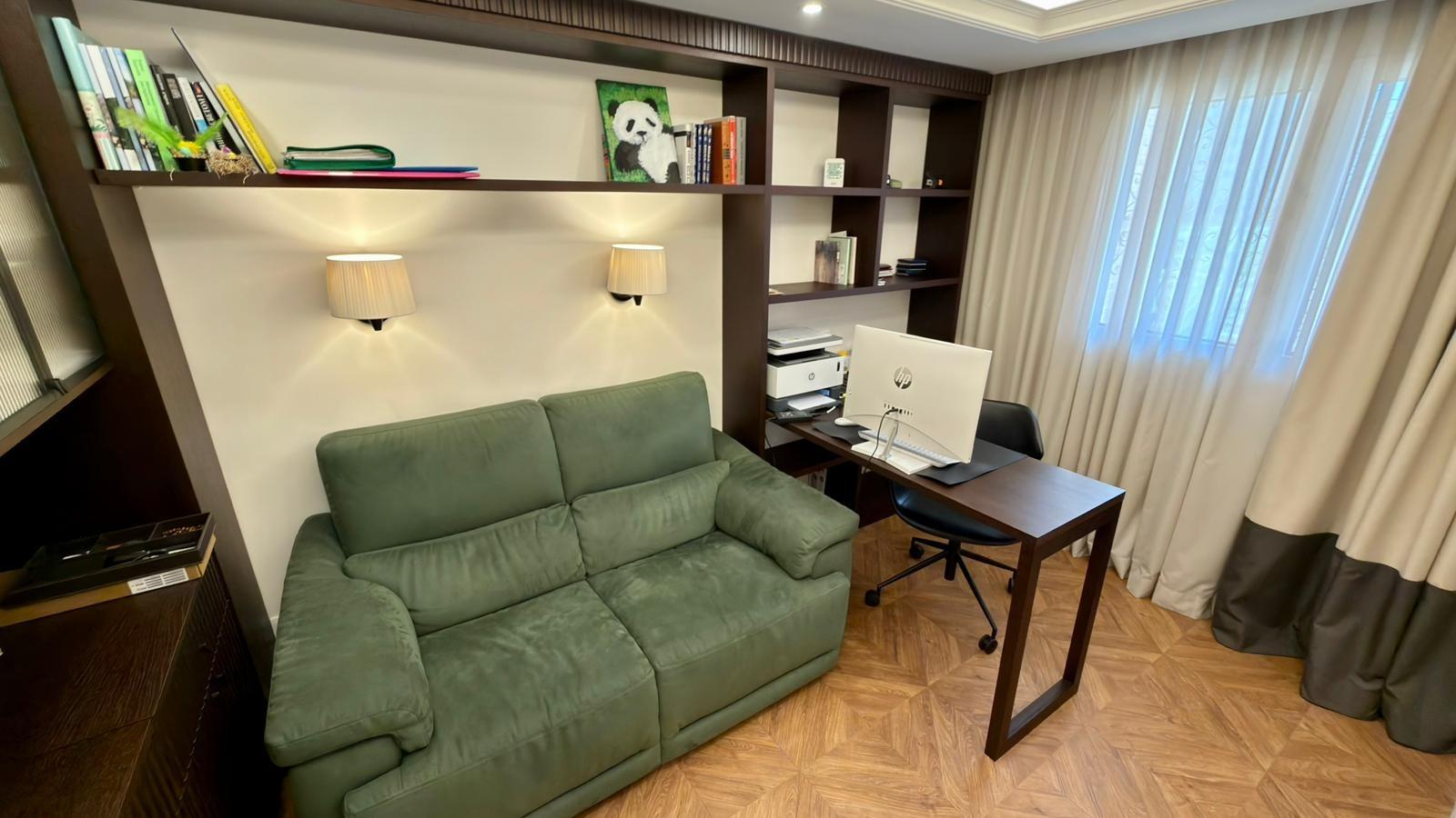 Bungalow in Alicante, Spain 6 bedrooms, 245 sq.m. No. 165998