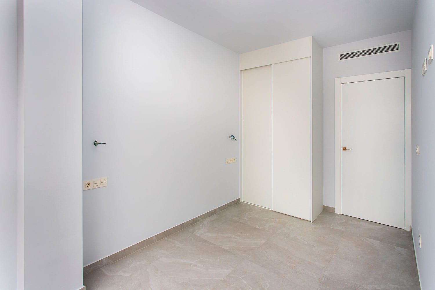 Wohnung in Torrevieja, Alicante, Spanien 88 m2 Nr. 165995