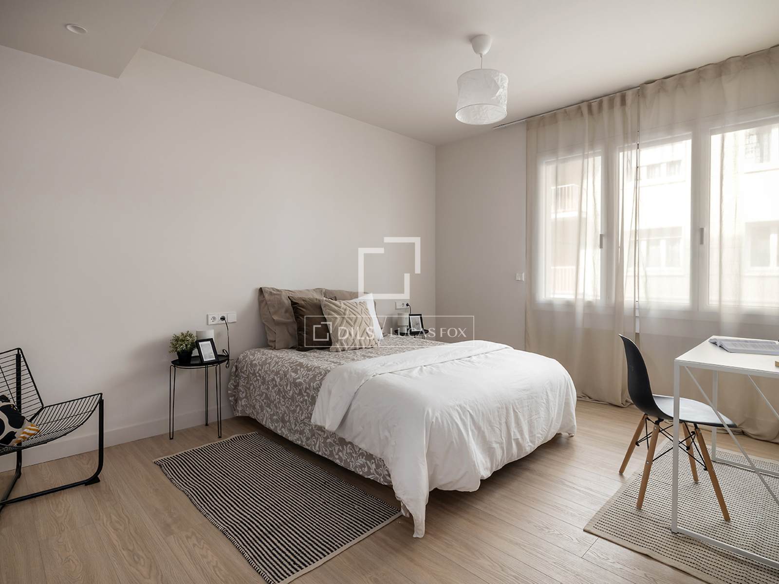 Apartament w Barcelona, Hiszpania 4 sypialnie, 161 mkw. nr 150677