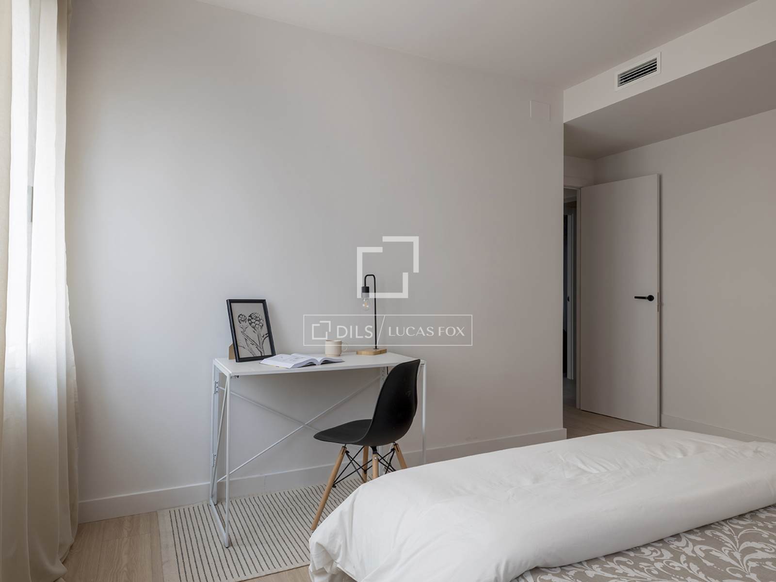 Apartament w Barcelona, Hiszpania 4 sypialnie, 161 mkw. nr 150677