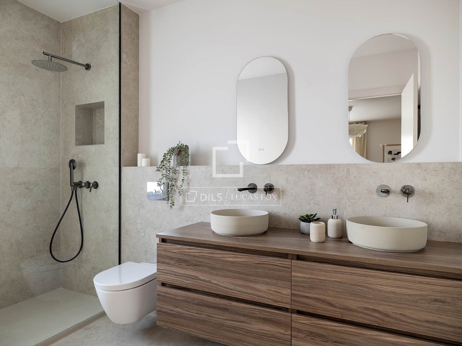 Apartament w Barcelona, Hiszpania 4 sypialnie, 161 mkw. nr 150677