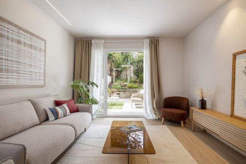Dzīvoklis Barcelona, Spānijā 4 istabas, 161 m2 Nr. 150677
