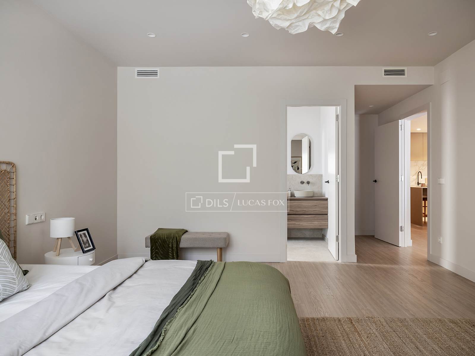 Apartament w Barcelona, Hiszpania 4 sypialnie, 161 mkw. nr 150677