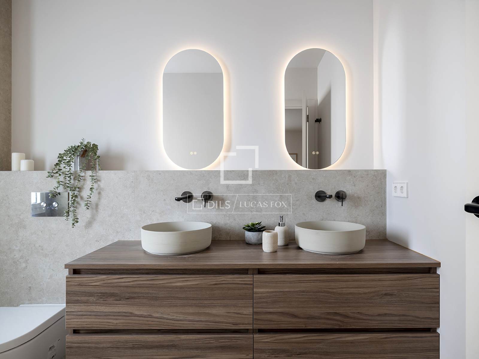 Apartament w Barcelona, Hiszpania 4 sypialnie, 161 mkw. nr 150677