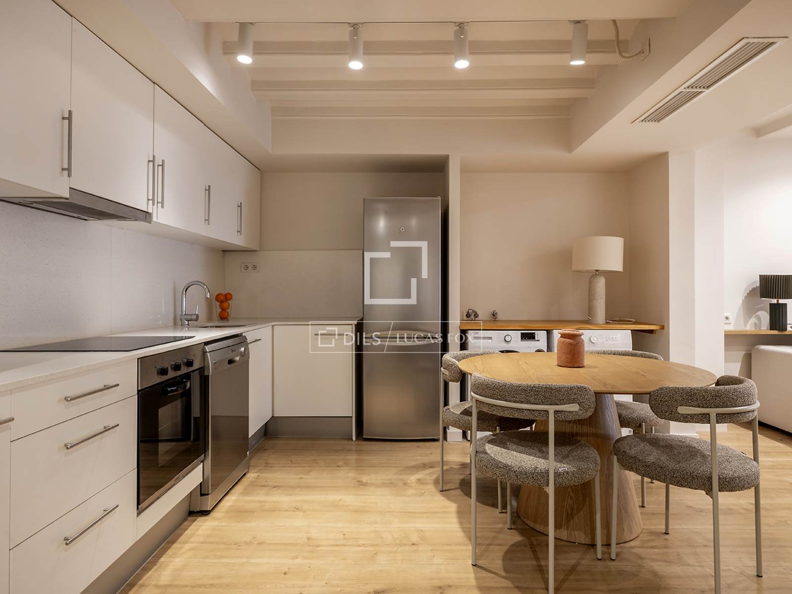 Huoneisto Barcelona, Espanja 1 makuuhuone, 67 m2 No. 150673