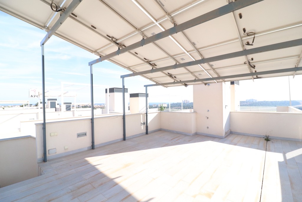 Villa en Cabo Roig, Alicante, España 3 dormitorios, 140 m2 No. 145180