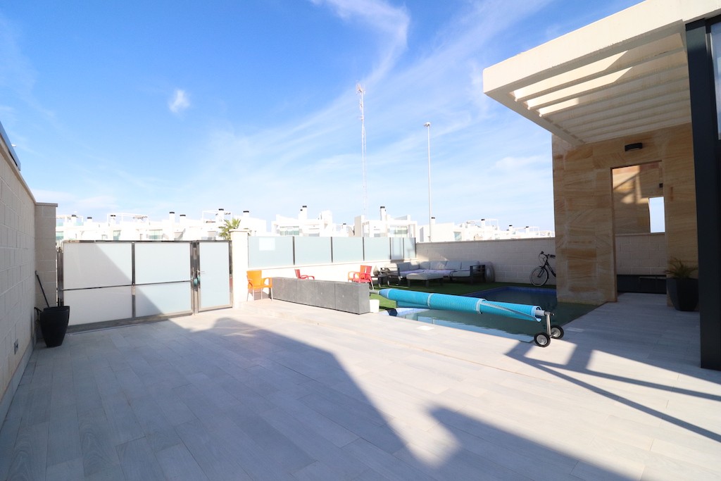 Villa en Cabo Roig, Alicante, España 3 dormitorios, 140 m2 No. 145180
