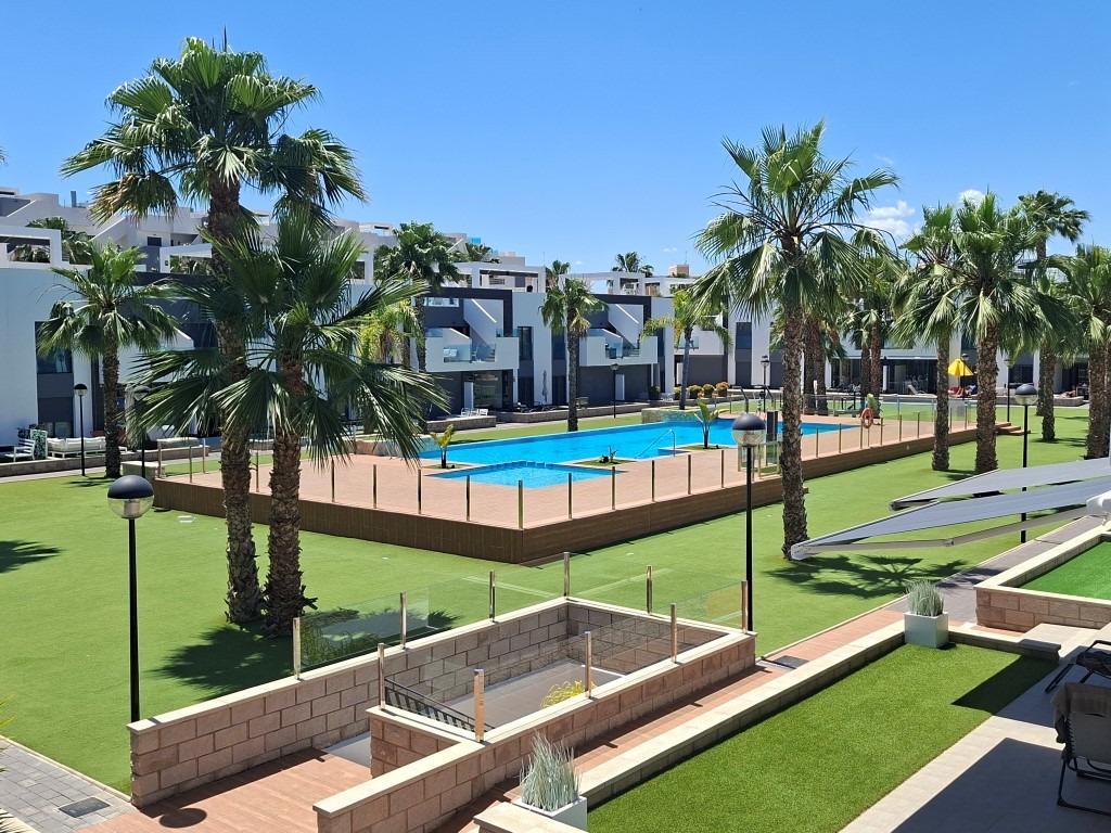 Apartment in Guardamar del Segura, Alicante, Spain 2 bedrooms, 88 sq.m. No. 189530