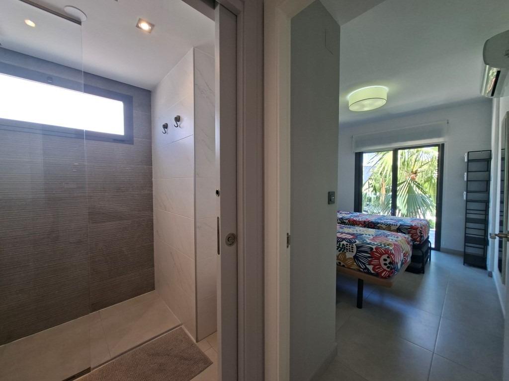 Apartment in Guardamar del Segura, Alicante, Spain 2 bedrooms, 88 sq.m. No. 189530