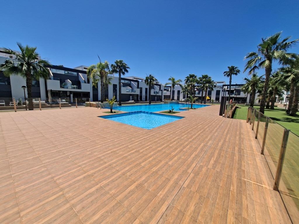 Apartment in Guardamar del Segura, Alicante, Spain 2 bedrooms, 88 sq.m. No. 189530