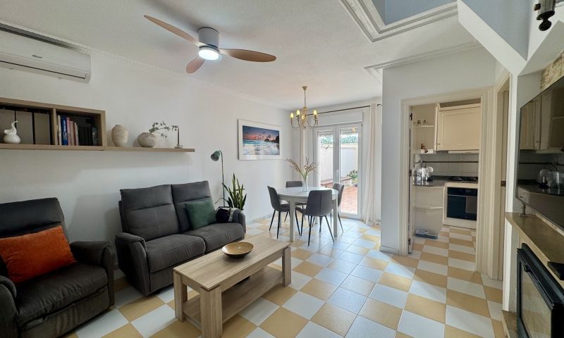 Huvila Torrevieja, Alicante, Espanja 4 makuuhuonetta, 124 m2 No. 189528