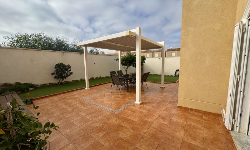 Huvila Torrevieja, Alicante, Espanja 4 makuuhuonetta, 124 m2 No. 189528