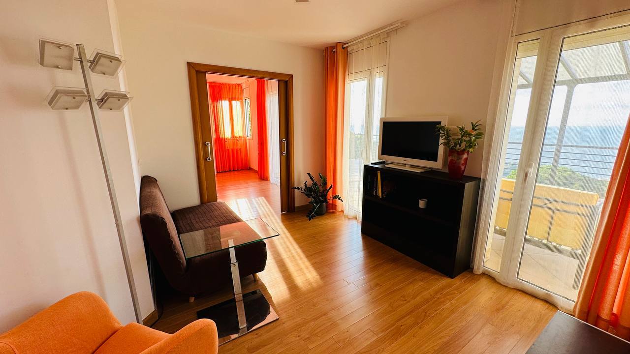 Dom w Lloret de Mar, Girona, Hiszpania 7 sypialni,  nr 140438