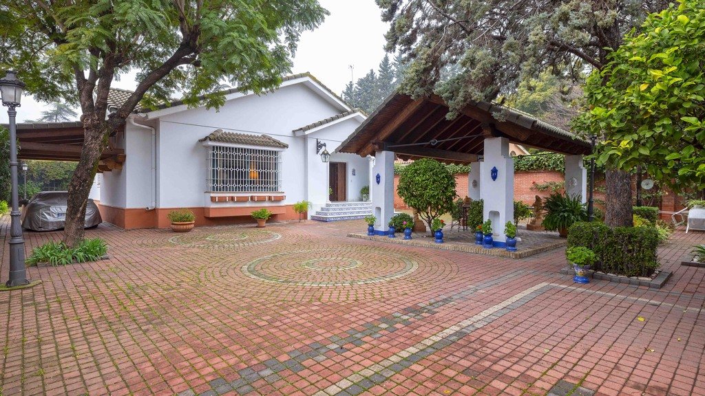 Willa w Sevilla, Seville, Hiszpania 4 sypialnie, 350 mkw. nr 148789