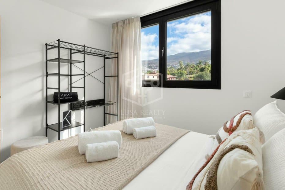 Townhouse à Santa Ursula, Tenerife, Espagne 3 chambres, 414 m2 No. 148794