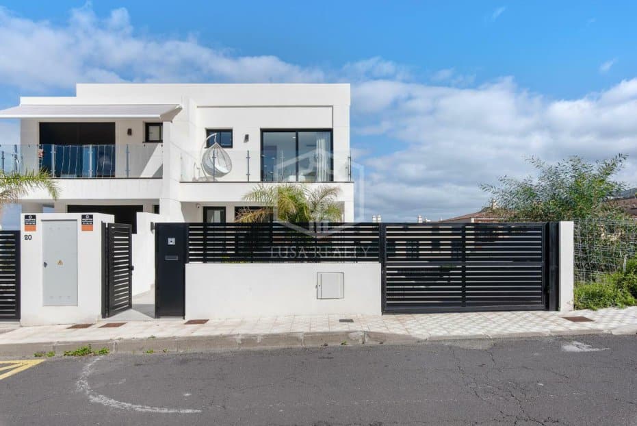 Townhouse à Santa Ursula, Tenerife, Espagne 3 chambres, 414 m2 No. 148794