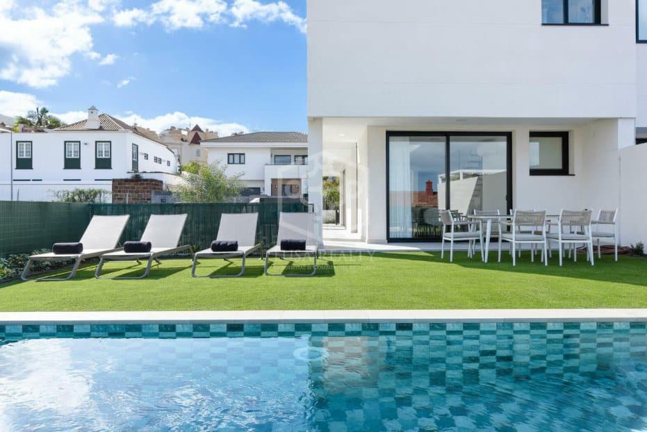Townhouse à Santa Ursula, Tenerife, Espagne 3 chambres, 414 m2 No. 148794