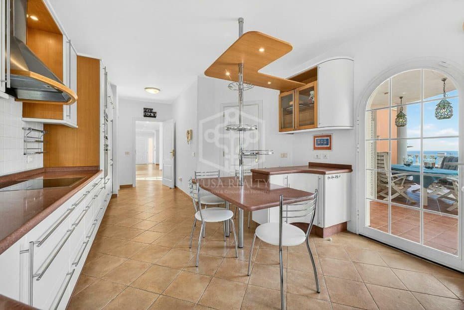 Villa in Adeje, Tenerife, Spanien 5 Schlafzimmer, 455 m2 Nr. 148792