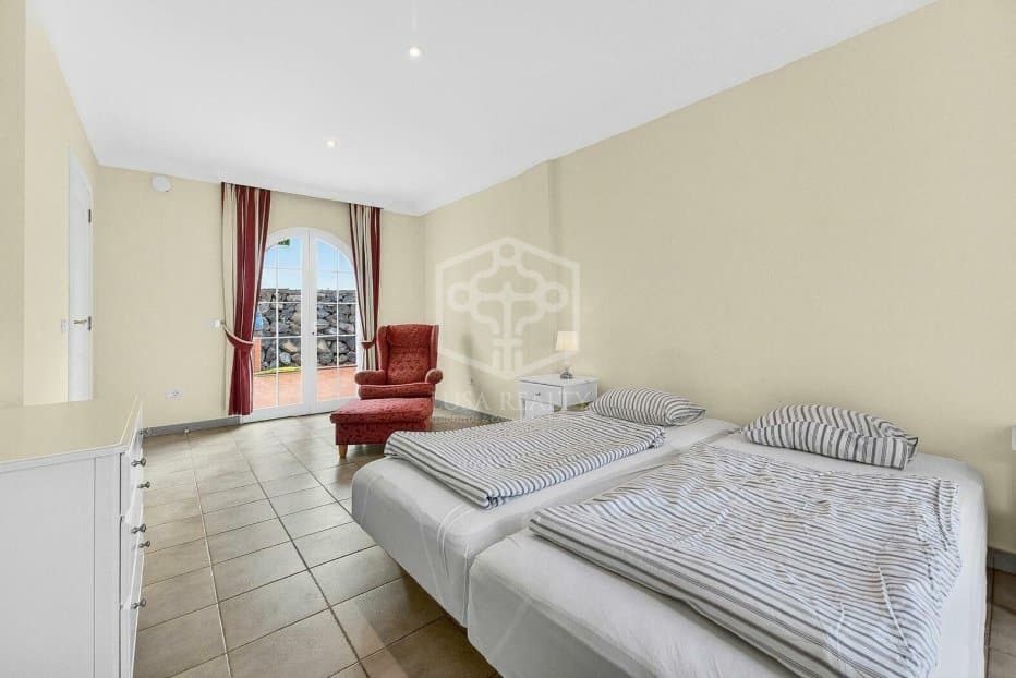 Villa in Adeje, Tenerife, Spanien 5 Schlafzimmer, 455 m2 Nr. 148792