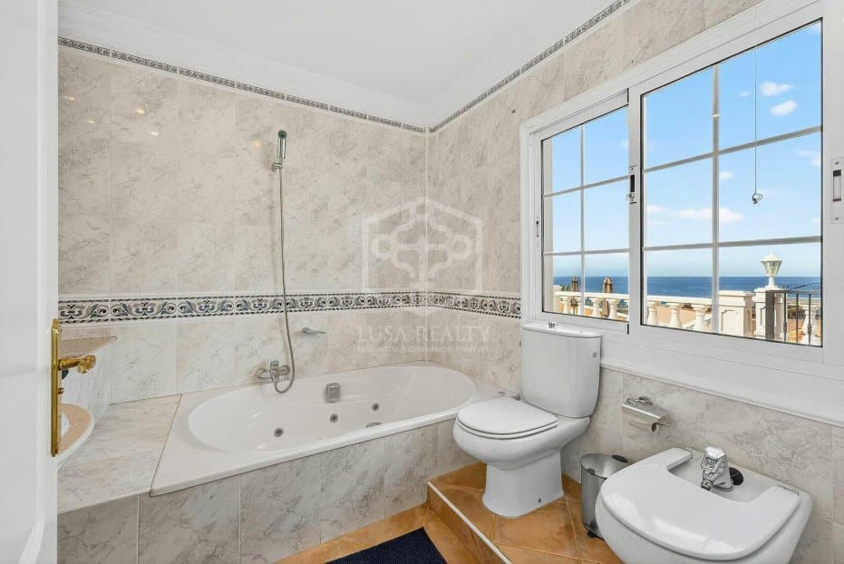 Villa in Adeje, Tenerife, Spanien 5 Schlafzimmer, 455 m2 Nr. 148792