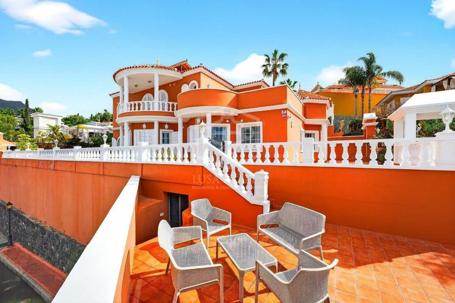 Villa in Adeje, Tenerife, Spanien 5 Schlafzimmer, 455 m2 Nr. 148792