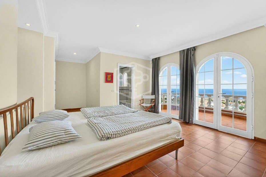 Villa in Adeje, Tenerife, Spanien 5 Schlafzimmer, 455 m2 Nr. 148792