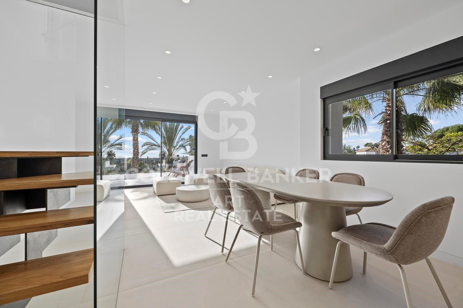 Villa à Estepona, Malaga, Espagne 4 chambres, 277 m2 No. 159276