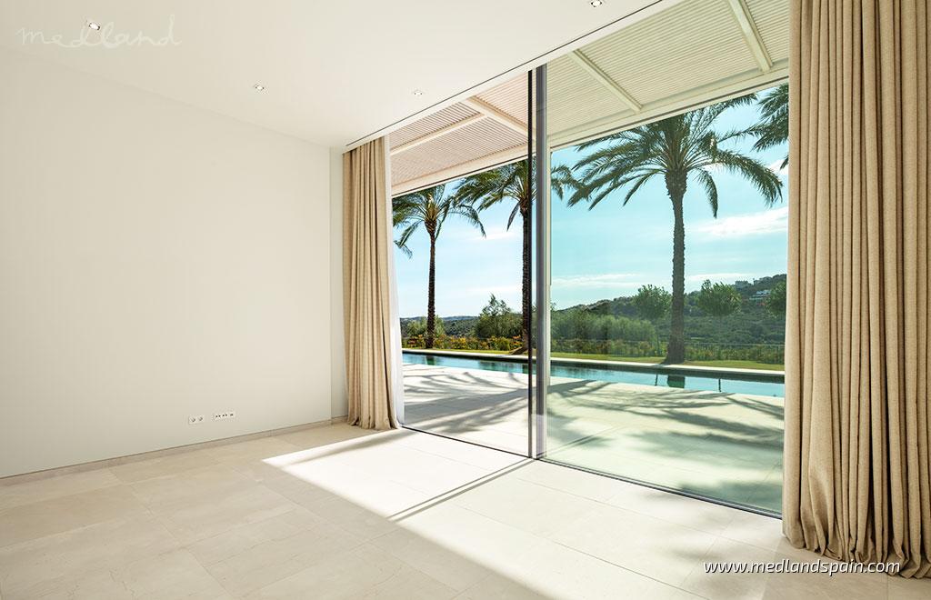 Villa i Casares, Malaga, Spanien 4 sovrum, 578 kvm. Nr. 104703