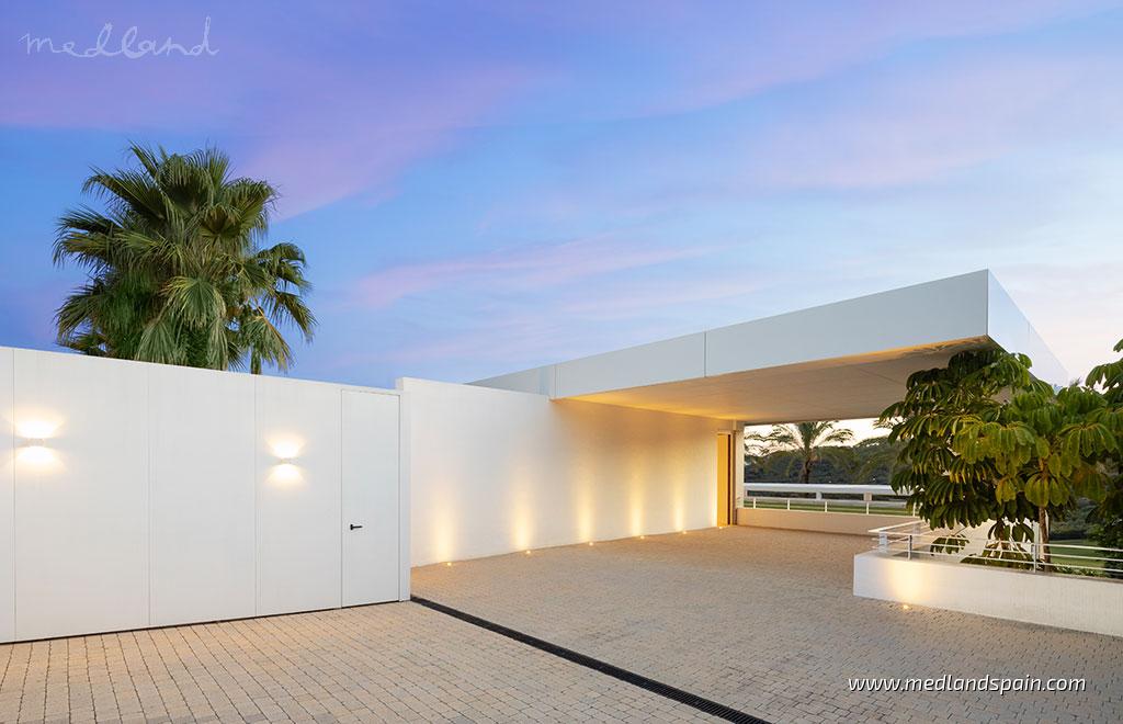 Villa i Casares, Malaga, Spanien 4 sovrum, 578 kvm. Nr. 104703