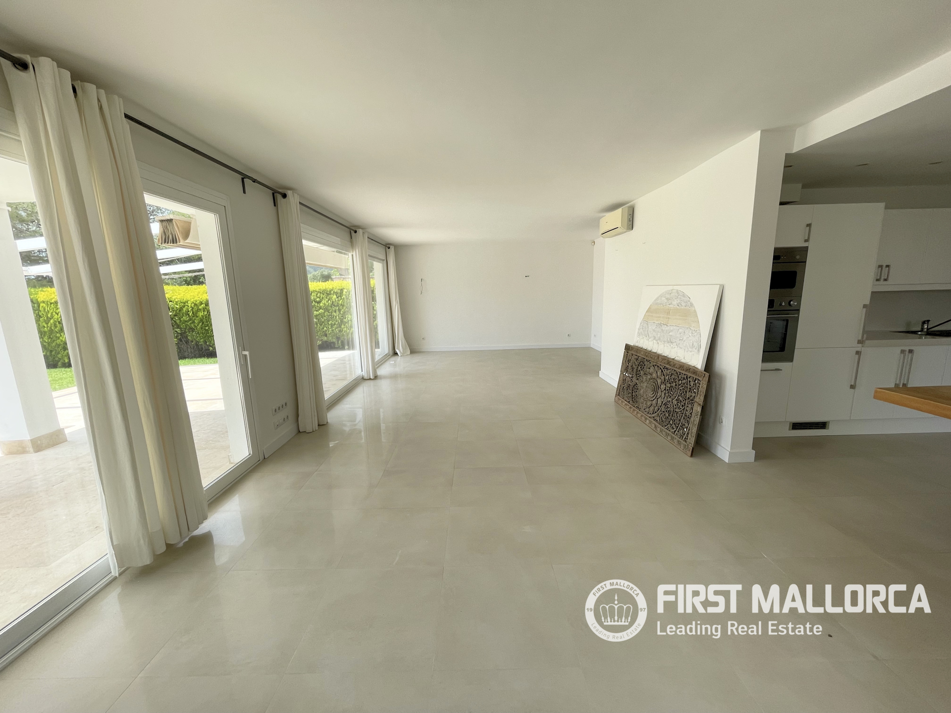 Villa a Mallorca, Spagna 5 camere da letto, 269 mq. N° 172002