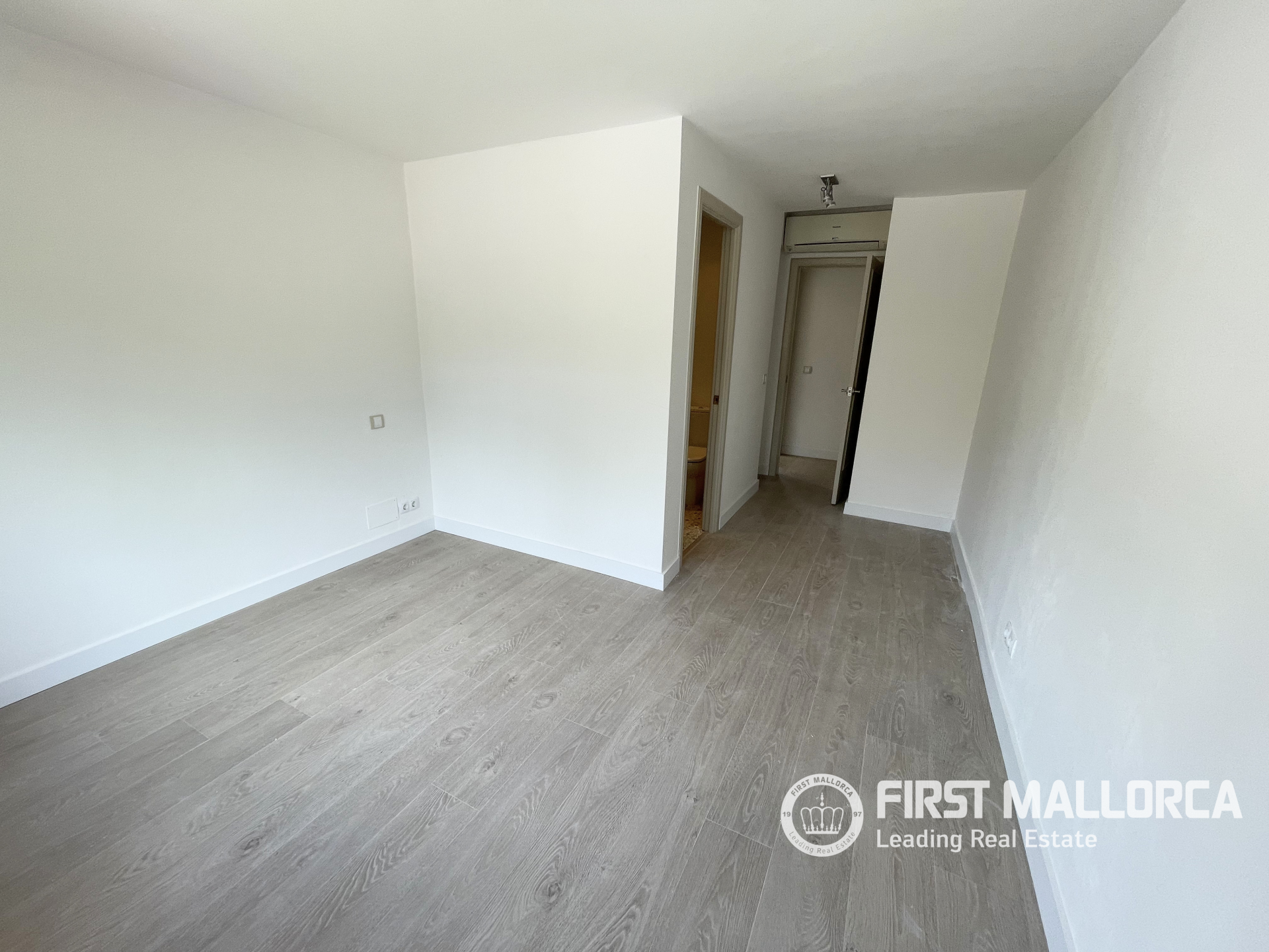 Villa a Mallorca, Spagna 5 camere da letto, 269 mq. N° 172002