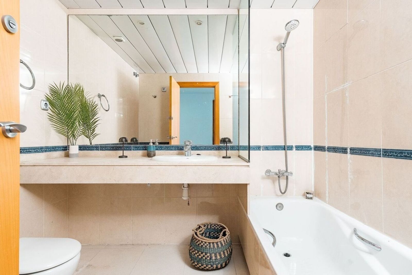 Huoneisto Sant Pere de Ribes, Barcelona, Espanja 3 makuuhuonetta, 105 m2 No. 172010