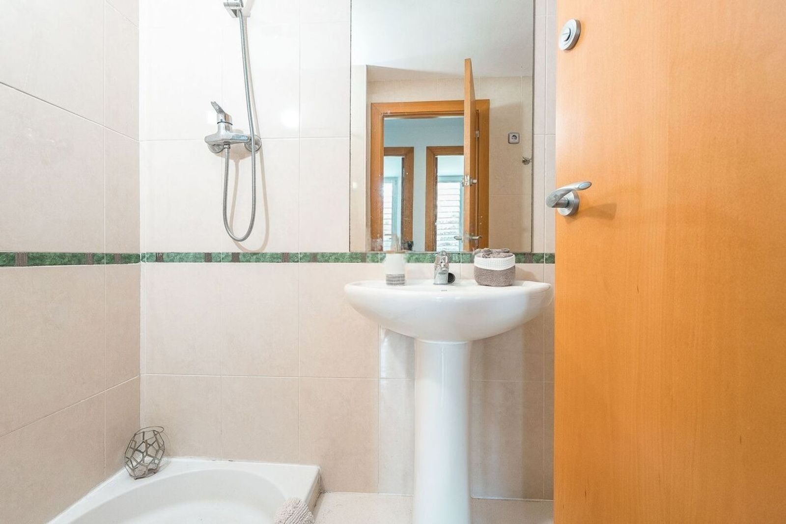 Huoneisto Sant Pere de Ribes, Barcelona, Espanja 3 makuuhuonetta, 105 m2 No. 172010