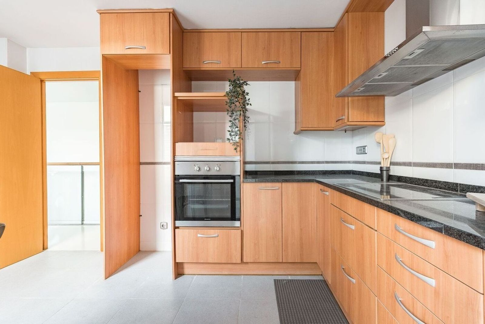 Huoneisto Sant Pere de Ribes, Barcelona, Espanja 3 makuuhuonetta, 105 m2 No. 172010
