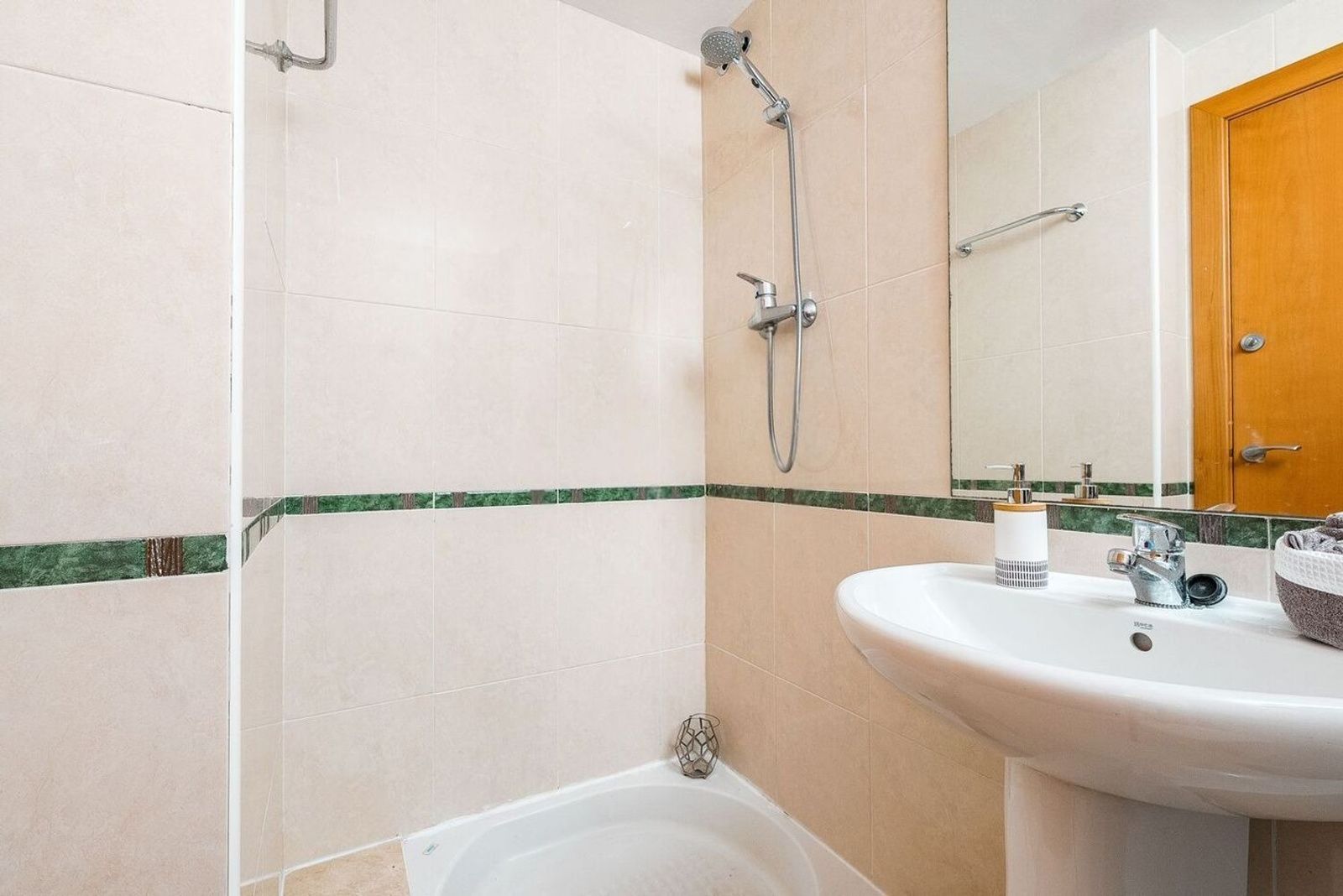 Huoneisto Sant Pere de Ribes, Barcelona, Espanja 3 makuuhuonetta, 105 m2 No. 172010