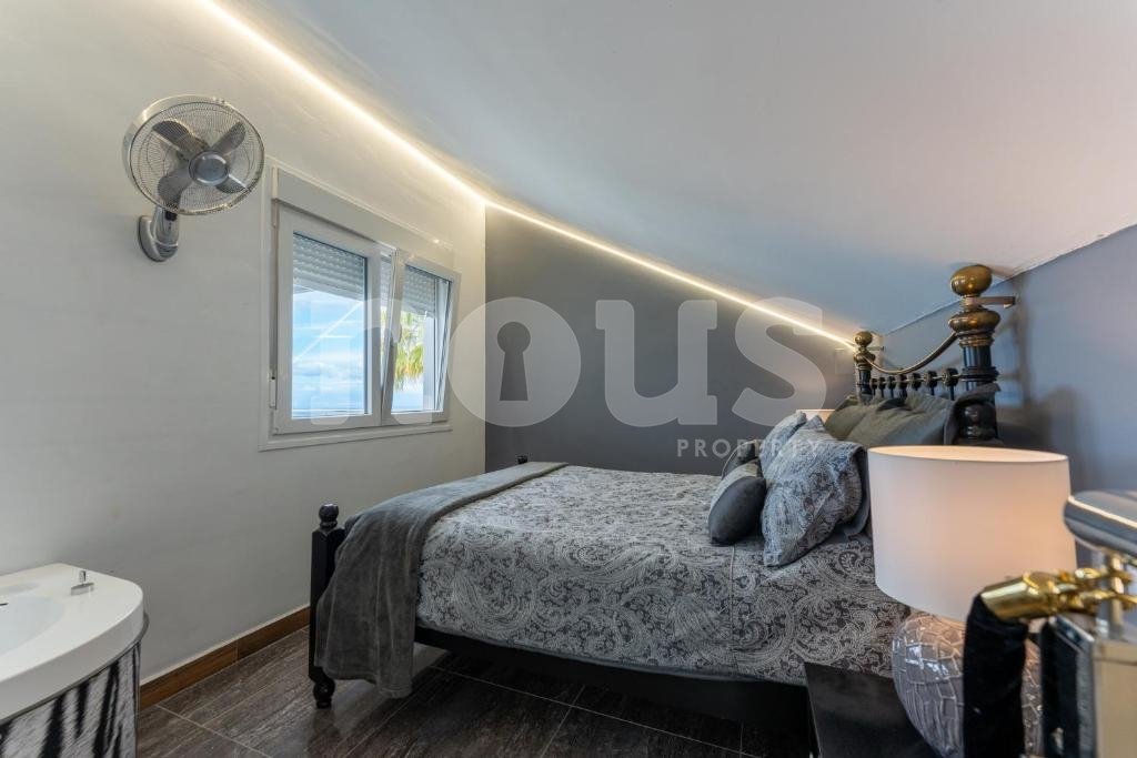 Villa in San Eugenio, Tenerife, Spanien 7 Schlafzimmer, 373 m2 Nr. 138279