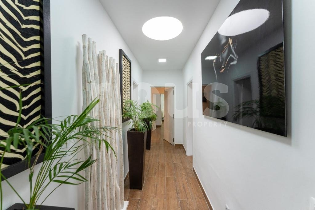 Villa in San Eugenio, Tenerife, Spanien 7 Schlafzimmer, 373 m2 Nr. 138279