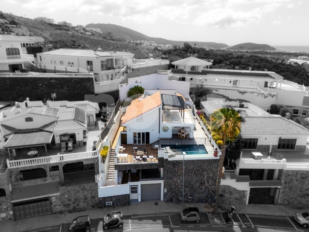 Villa in San Eugenio, Tenerife, Spanien 7 Schlafzimmer, 373 m2 Nr. 138279