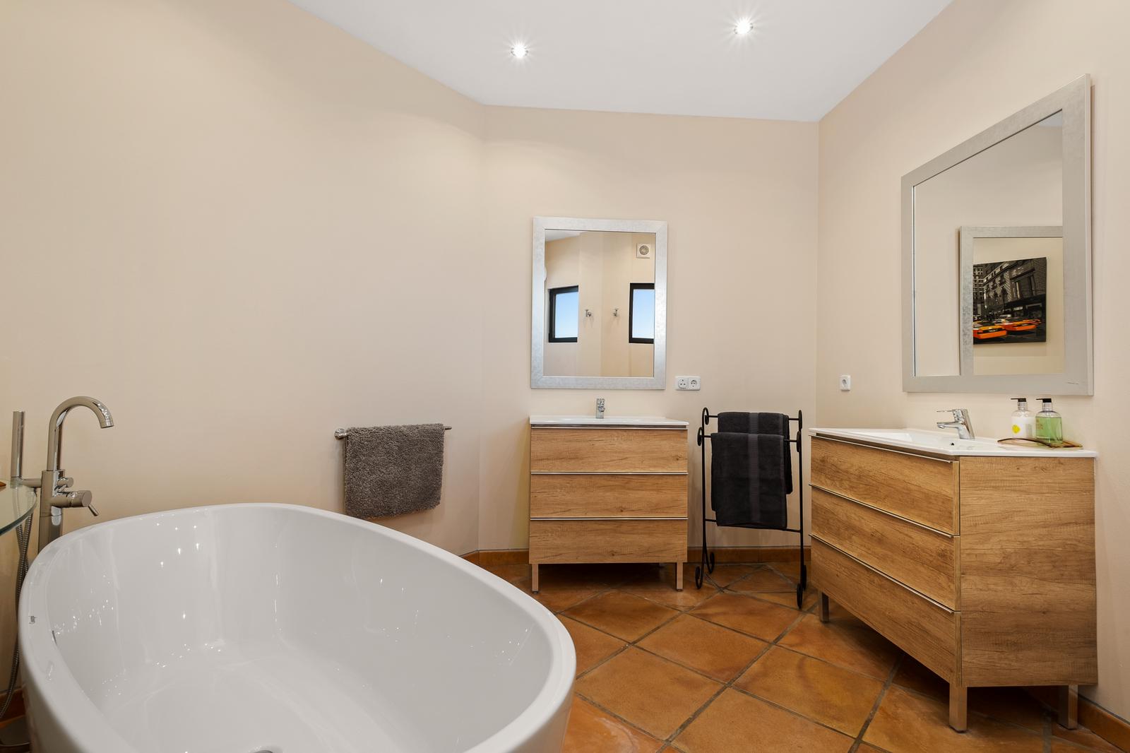 Villa à Bendinat, Mallorca, Espagne 4 chambres, 291 m2 No. 102642