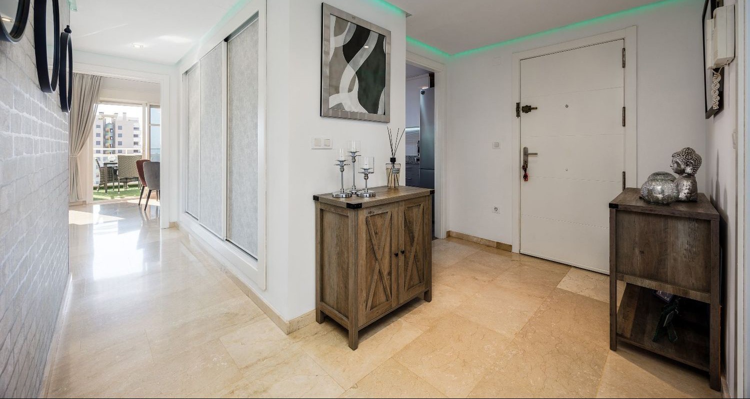 Apartment in El Campello, Alicante, Spain 3 bedrooms, 163 sq.m. No. 182097