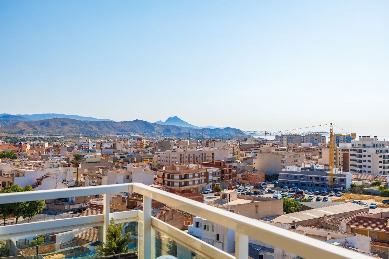 Apartment in El Campello, Alicante, Spain 3 bedrooms, 163 sq.m. No. 182097