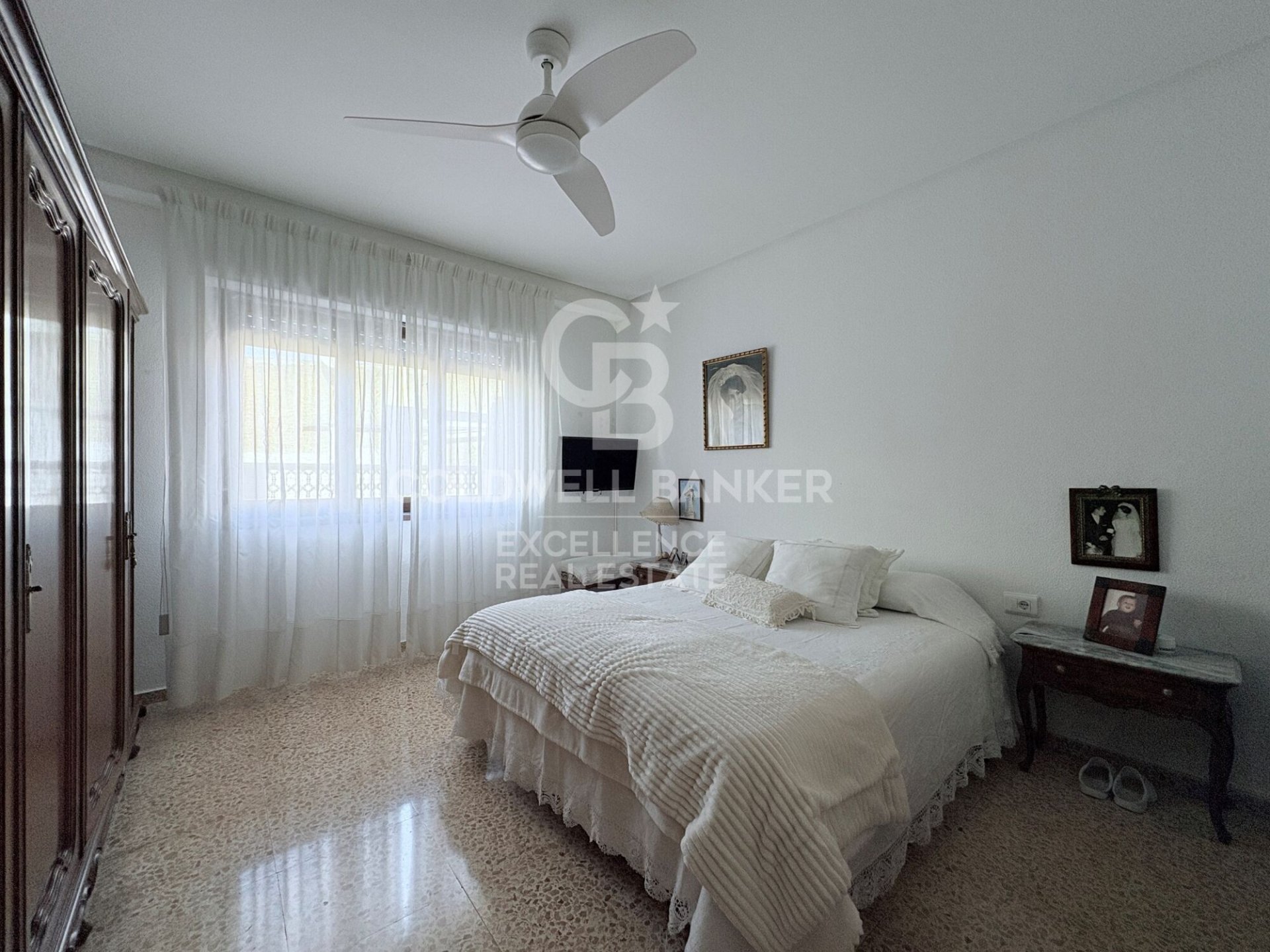Kommersiell fastighet i Oliva, Valencia, Spanien 866 kvm. Nr. 178976