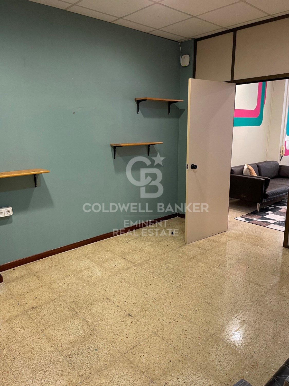 Oficina en Barcelona, España 180 m2 No. 160460
