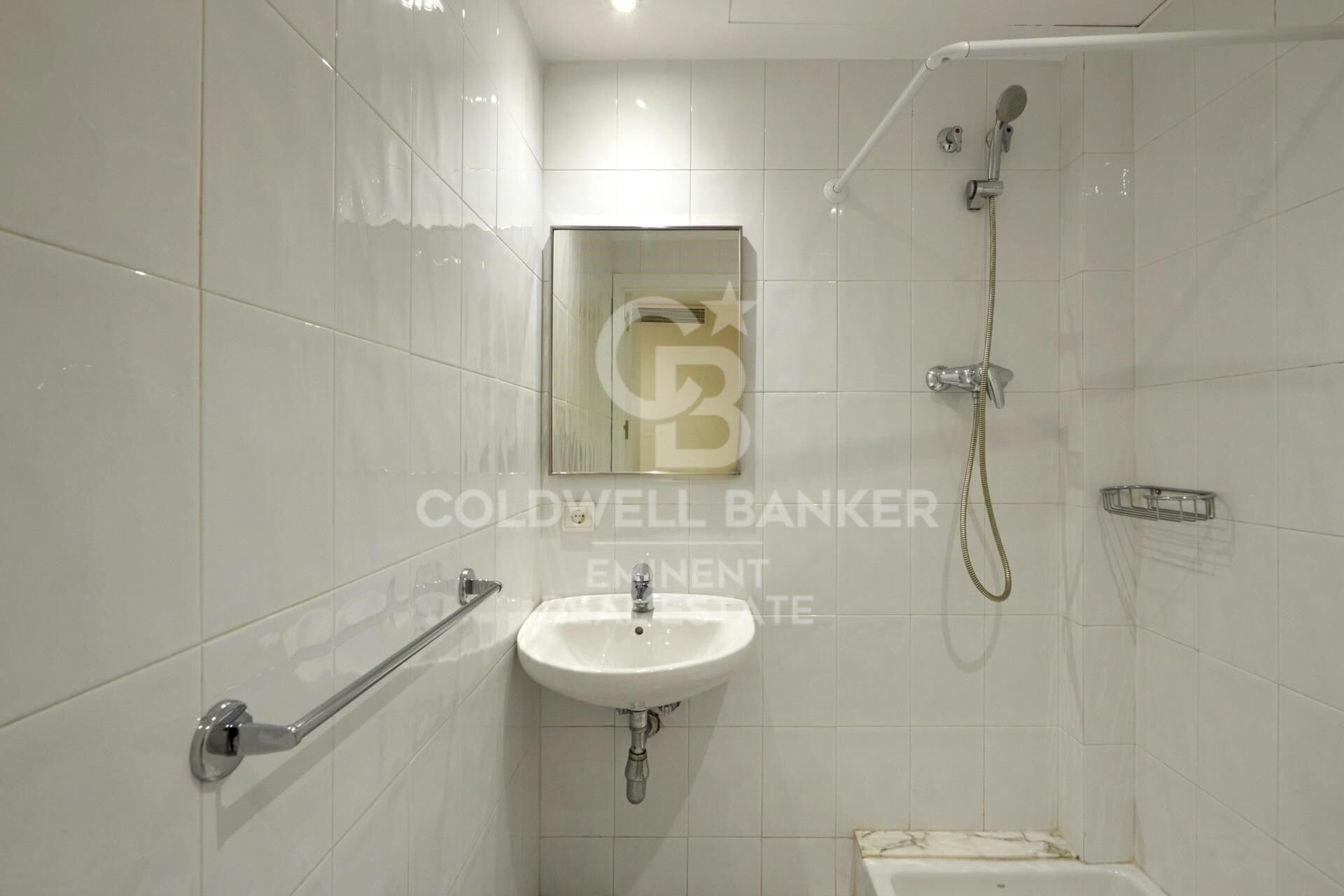 Apartamento en Barcelona, España 5 dormitorios, 250 m2 No. 160454