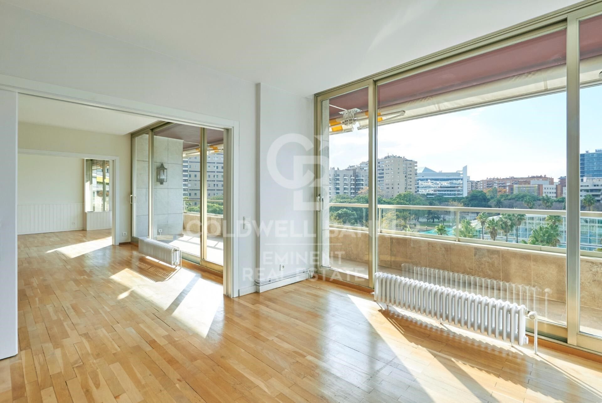 Apartamento en Barcelona, España 5 dormitorios, 250 m2 No. 160454